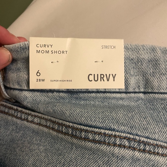 American Eagle Curvy Mom Jean - Picture 3 of 3